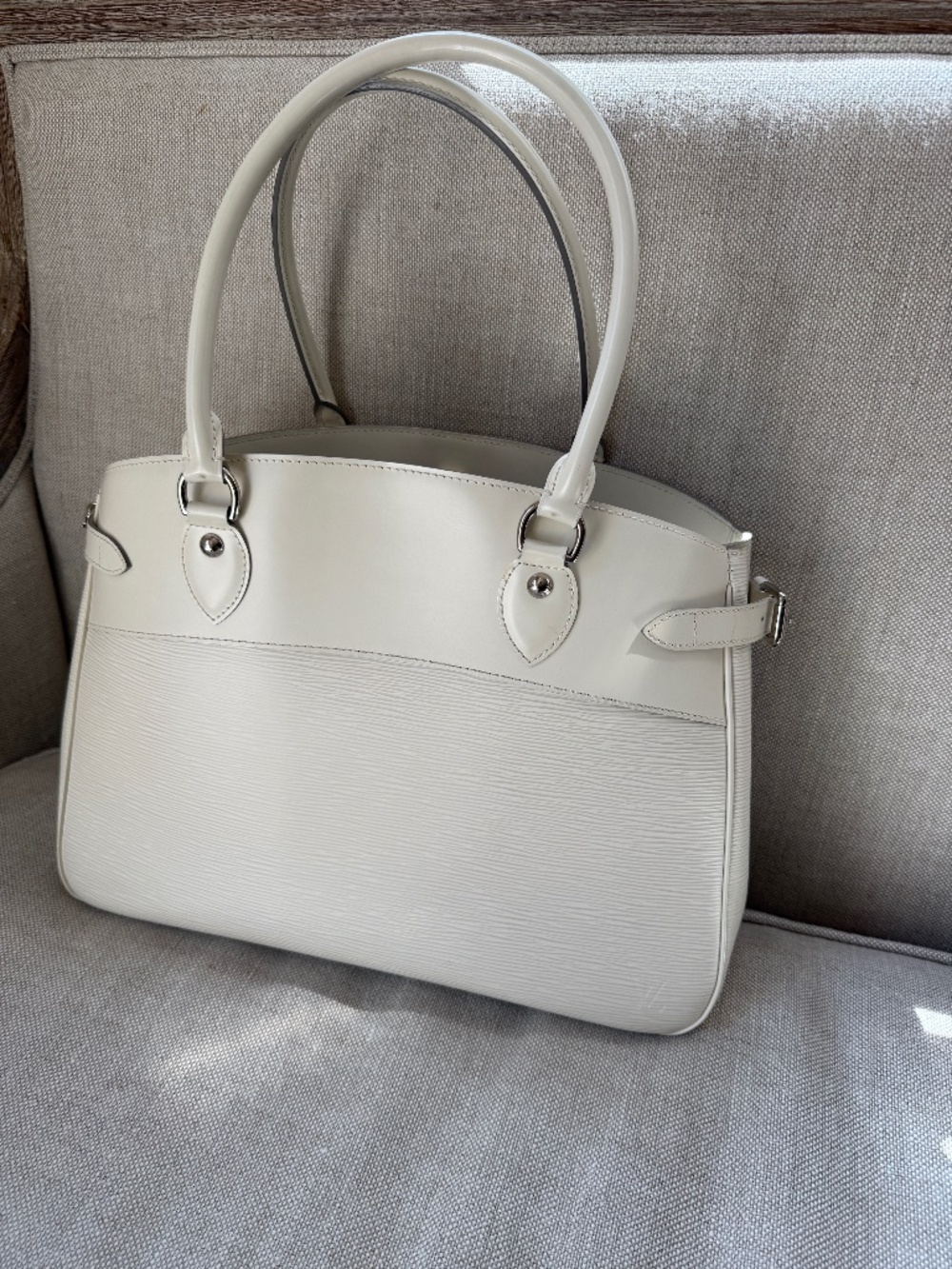 OUIS VUITTON Passy Ivory Epi Leather Tote Shoulder Bag